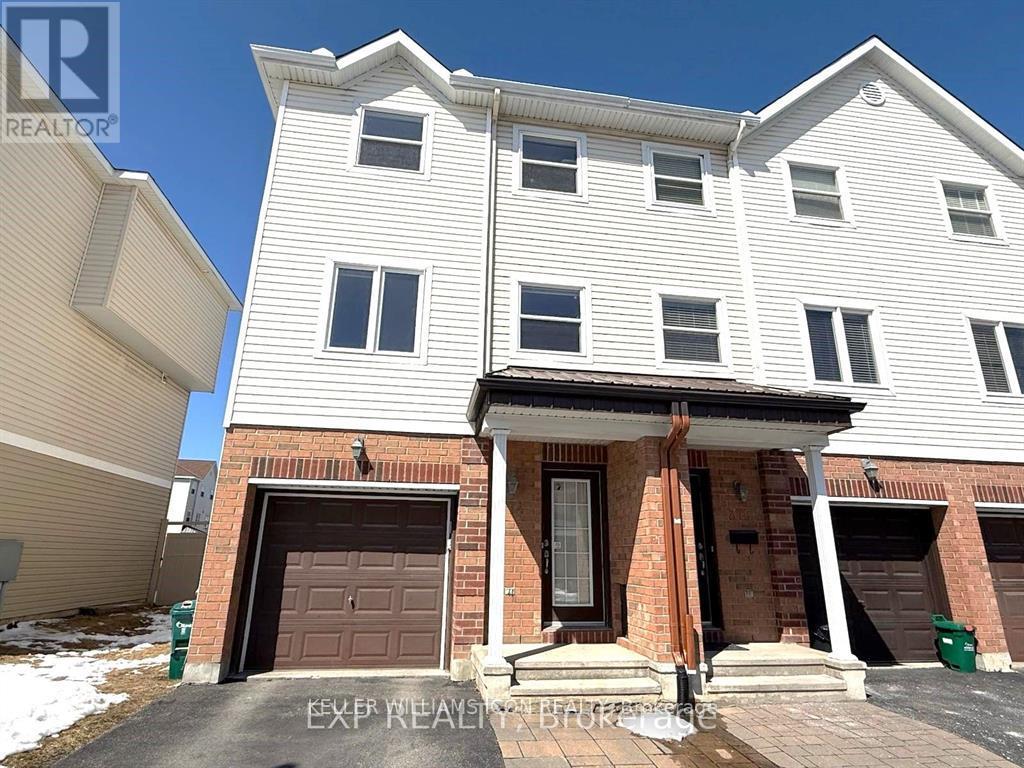 374 MOFFAT POND COURT, Ottawa, Ontario