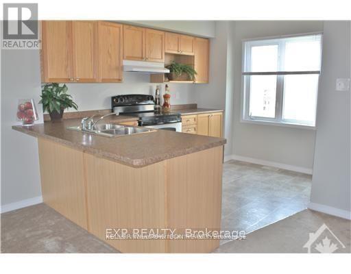 374 Moffat Pond Court, Ottawa, Ontario  K2J 0C7 - Photo 7 - X13886174