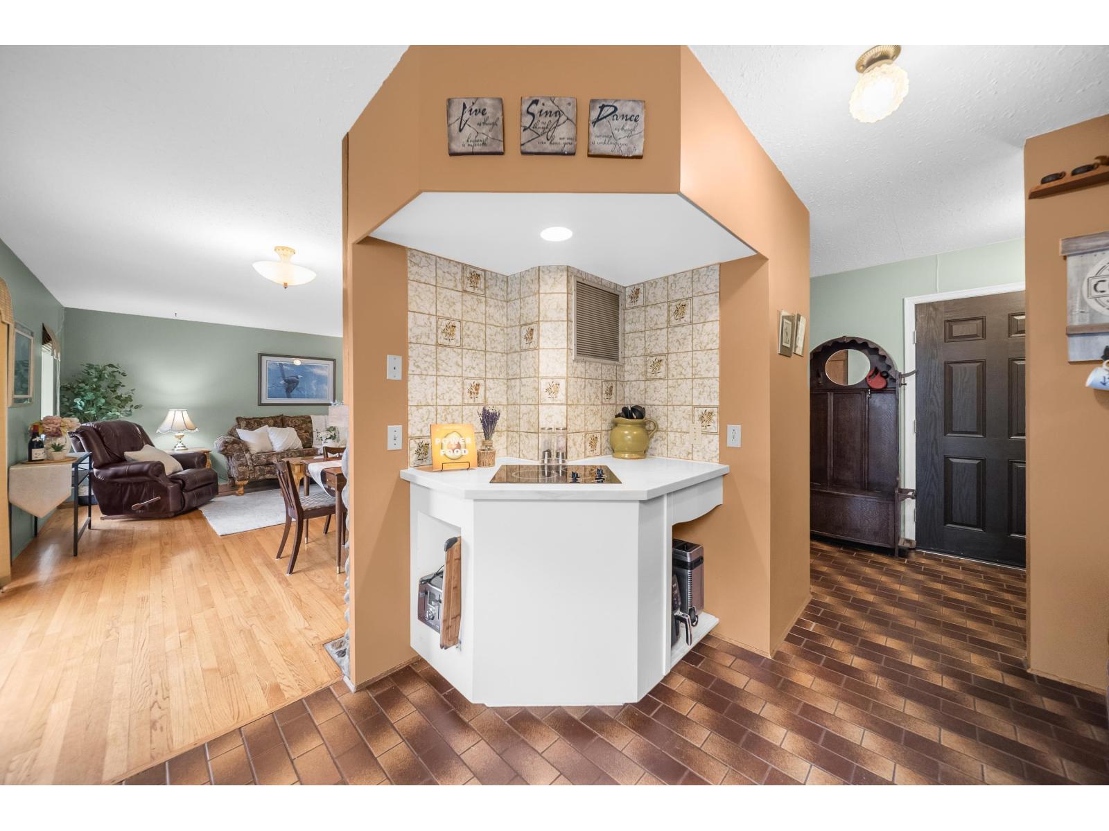 1240 224 Street, Langley, British Columbia  V2Z 2W7 - Photo 14 - R3173431
