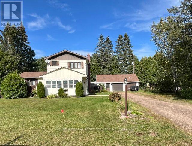 31 Church Street, Laurentian Hills, Ontario  K0J 1J0 - Photo 3 - X13773704