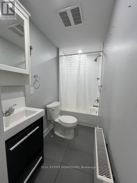 1 - 1659 Gerrard Street E, Toronto (Woodbine Corridor), Ontario  M4L 2A9 - Photo 9 - E13886190