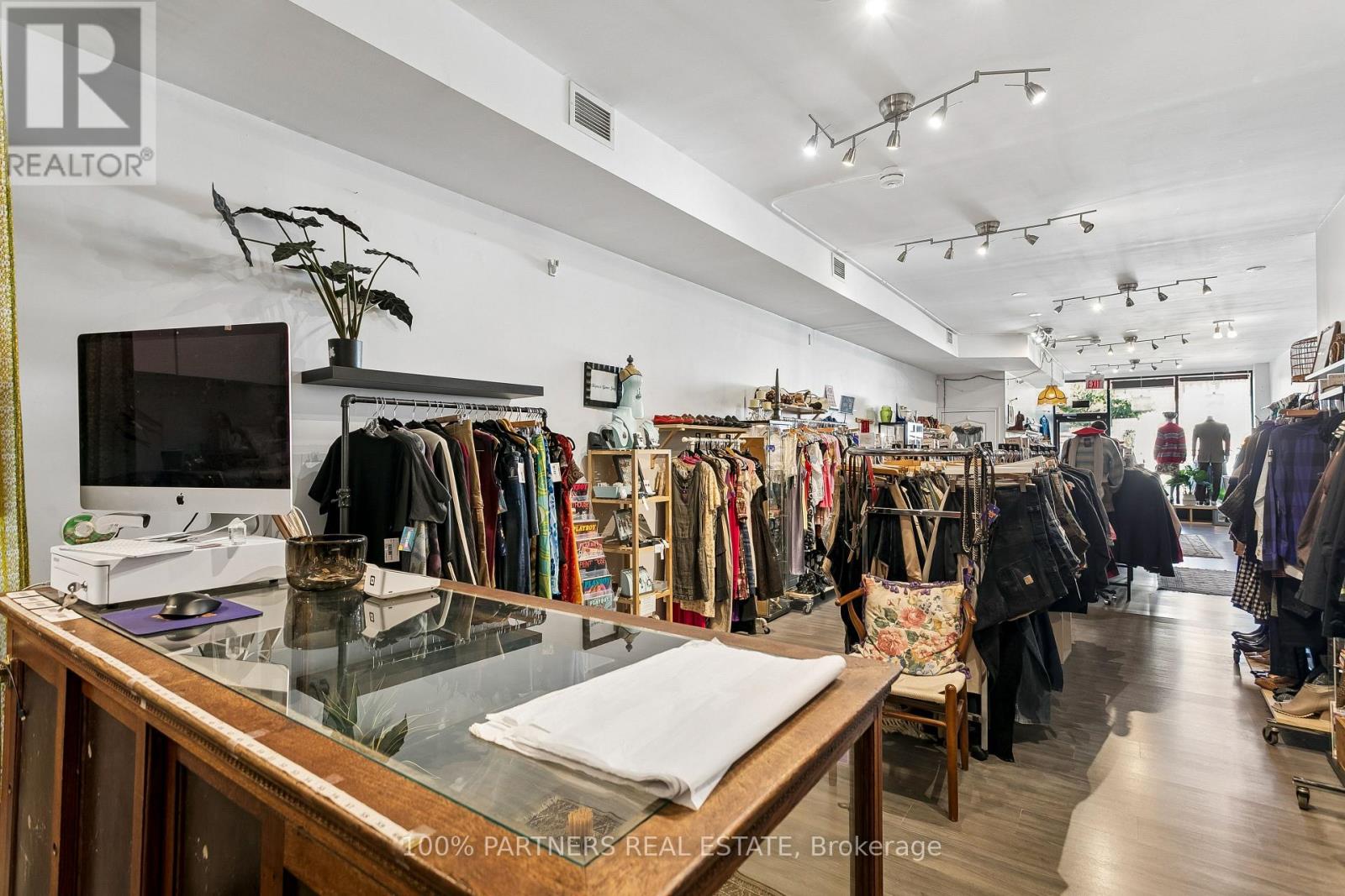 2035-2039 Danforth Avenue, Toronto, Ontario  M4C 1J8 - Photo 26 - E13886194