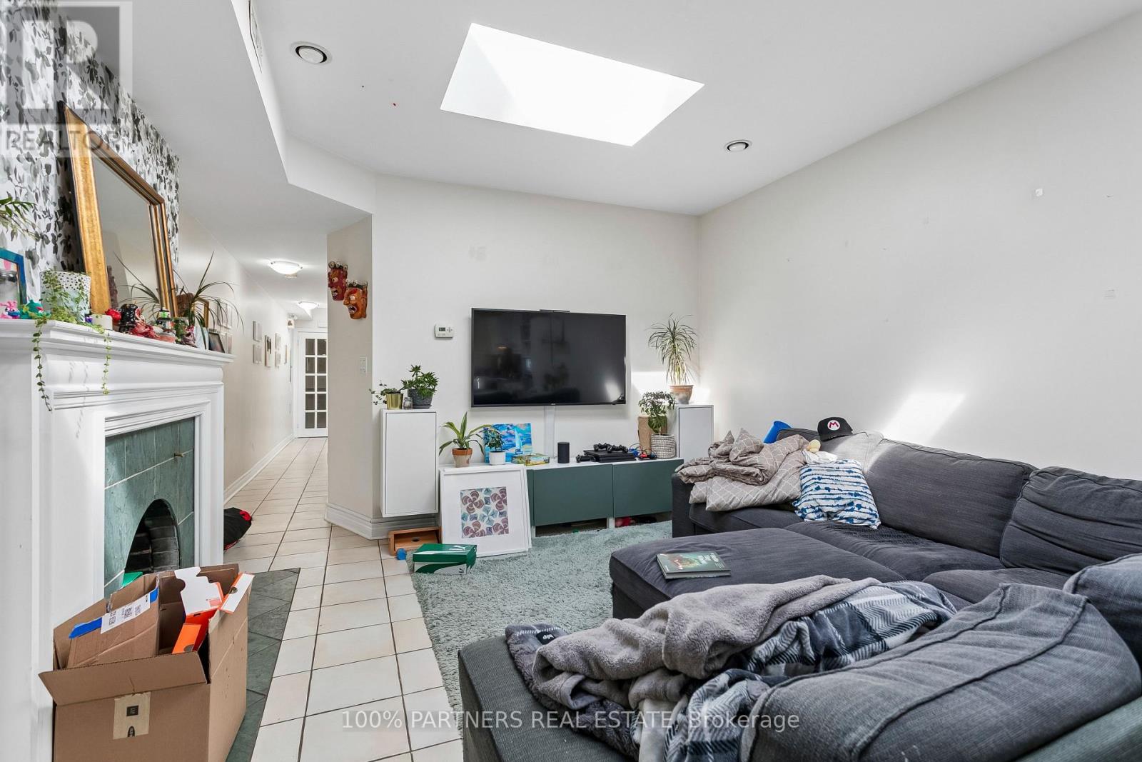 2035-2039 Danforth Avenue, Toronto, Ontario  M4C 1J8 - Photo 34 - E13886194