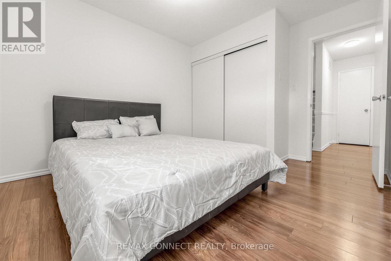 4199 Trellis Crescent, Mississauga, Ontario  L5L 2M1 - Photo 13 - W13886192