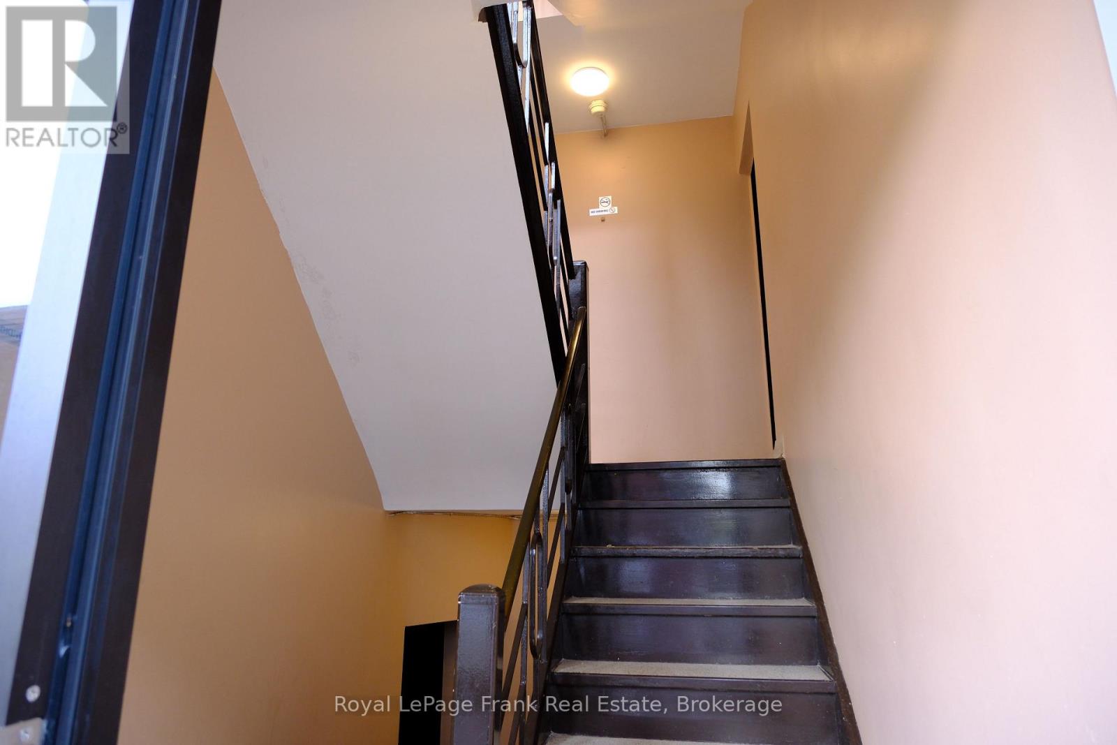 3 - 365 Elgin Court, Oshawa (Mclaughlin), Ontario  L1J 2P5 - Photo 2 - E13886208