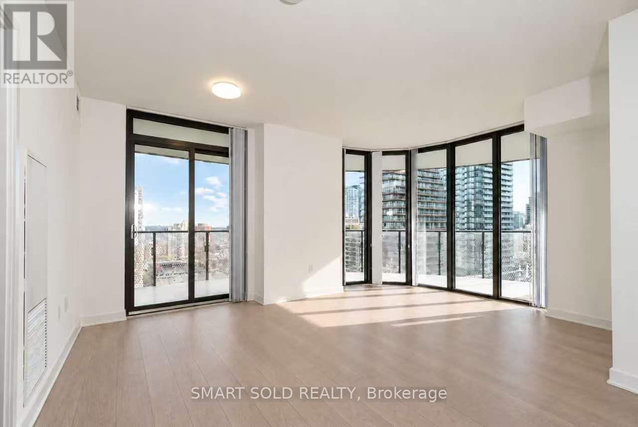 2002 - 11 Wellesley Street W, Toronto, Ontario  M4Y 1E8 - Photo 11 - C13886224