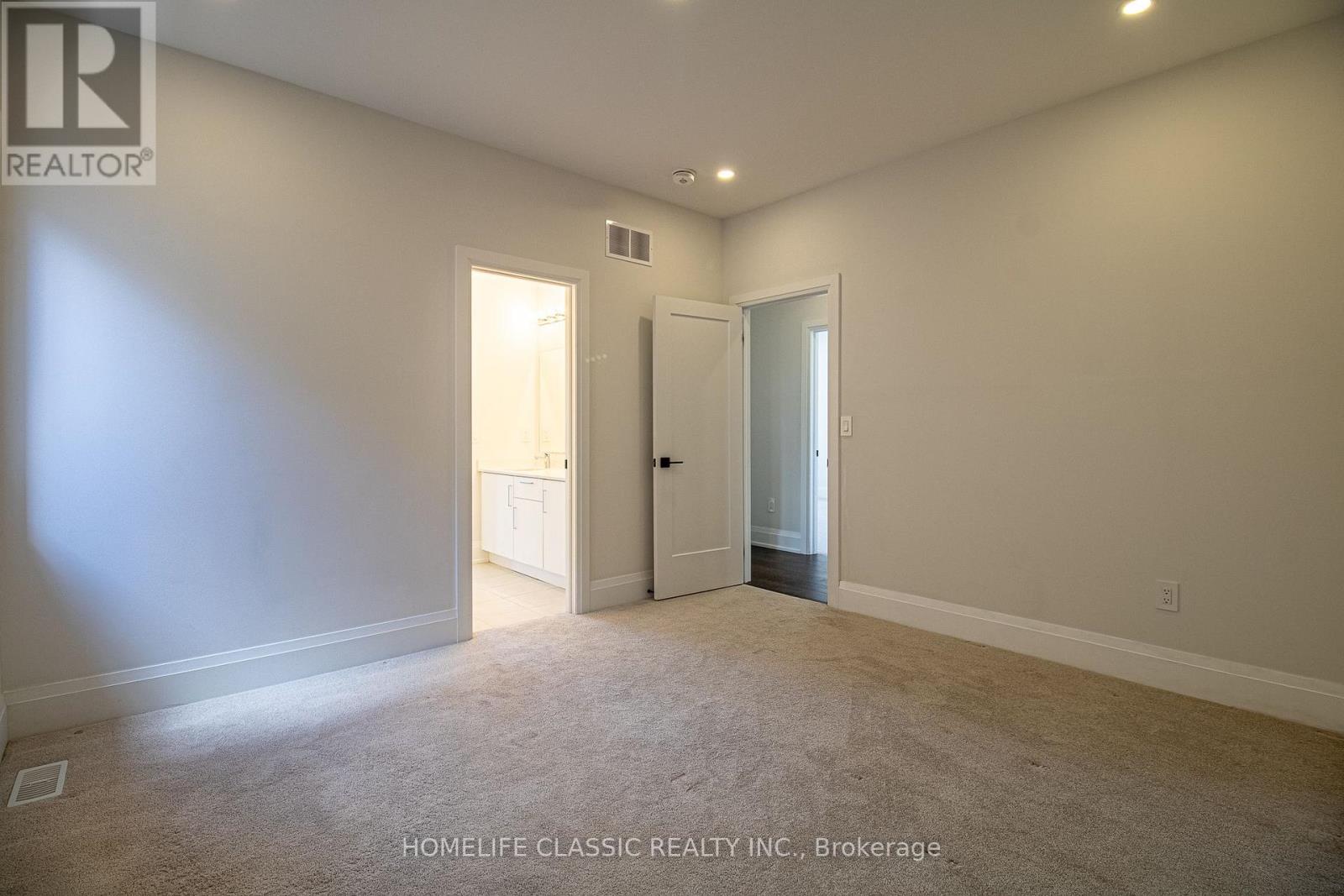 43 Longworth Avenue, Richmond Hill, Ontario  L4E 1J2 - Photo 19 - N13886214