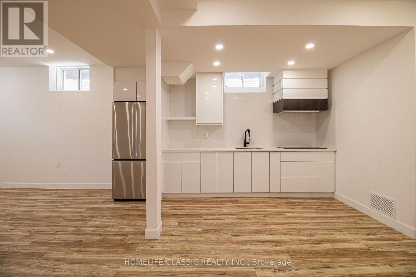 43 Longworth Avenue, Richmond Hill, Ontario  L4E 1J2 - Photo 42 - N13886214