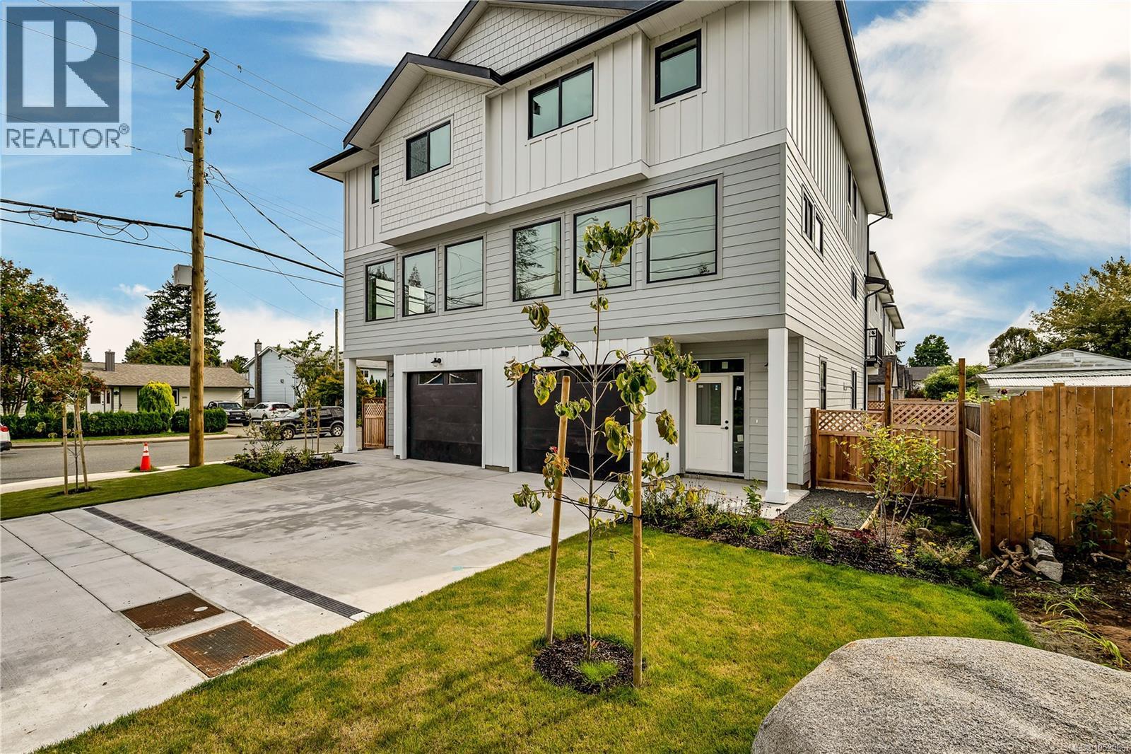 303B Hilchey Rd