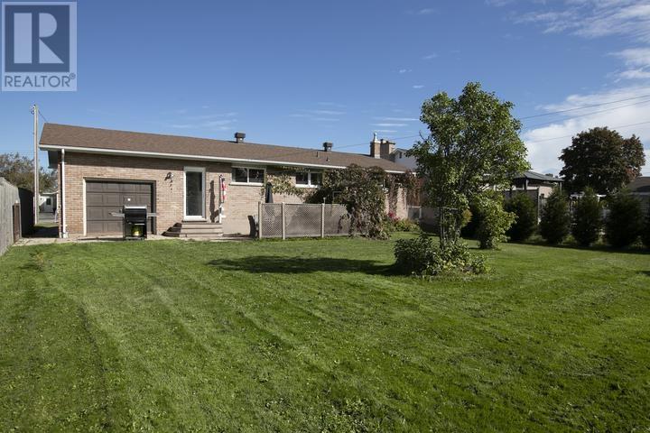 403 Sydenham Rd, Sault Ste. Marie, Ontario  P6C 2X8 - Photo 10 - SM262684