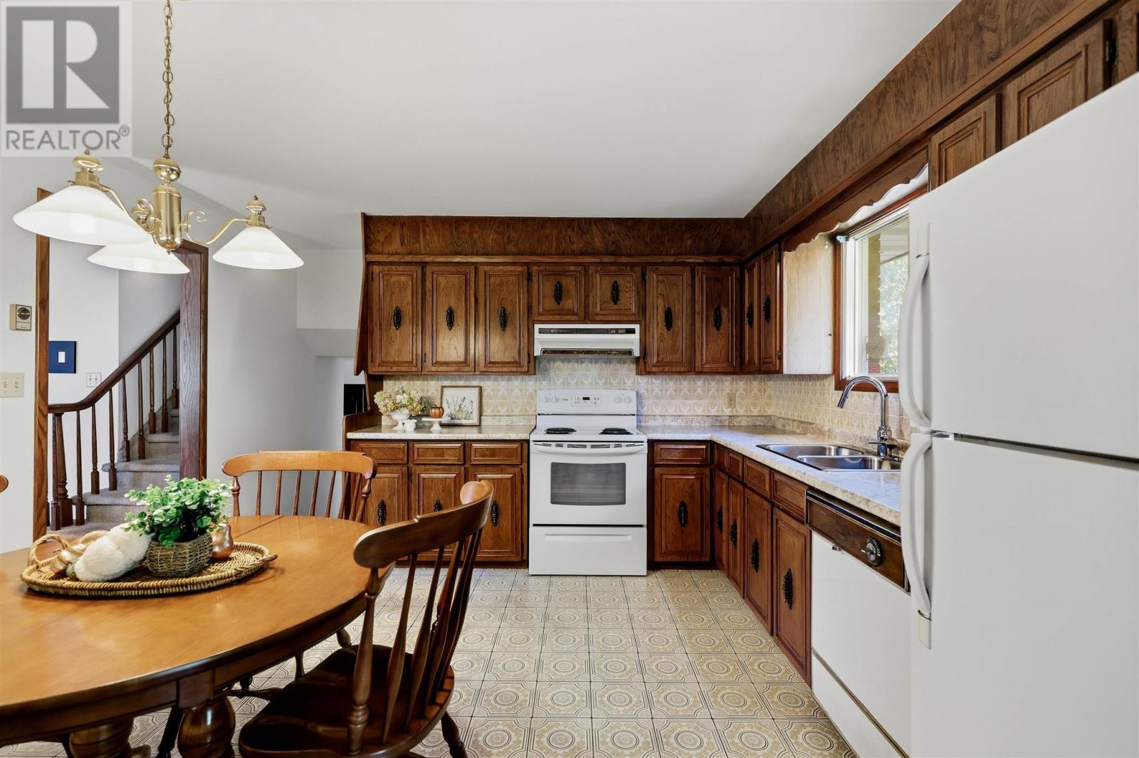 67 Westridge Rd, Sault Ste. Marie, Ontario  P6C 5W7 - Photo 9 - SM262722