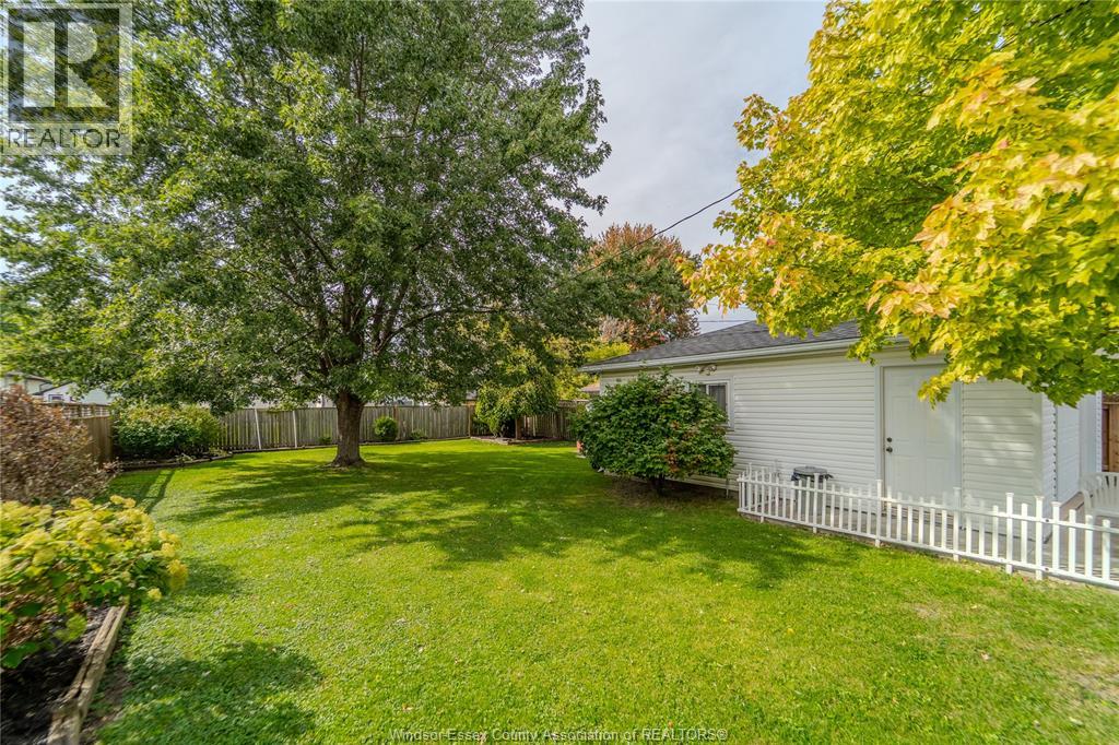 1049 Buckingham Road, Windsor, Ontario  N8S 2E2 - Photo 38 - 26025018