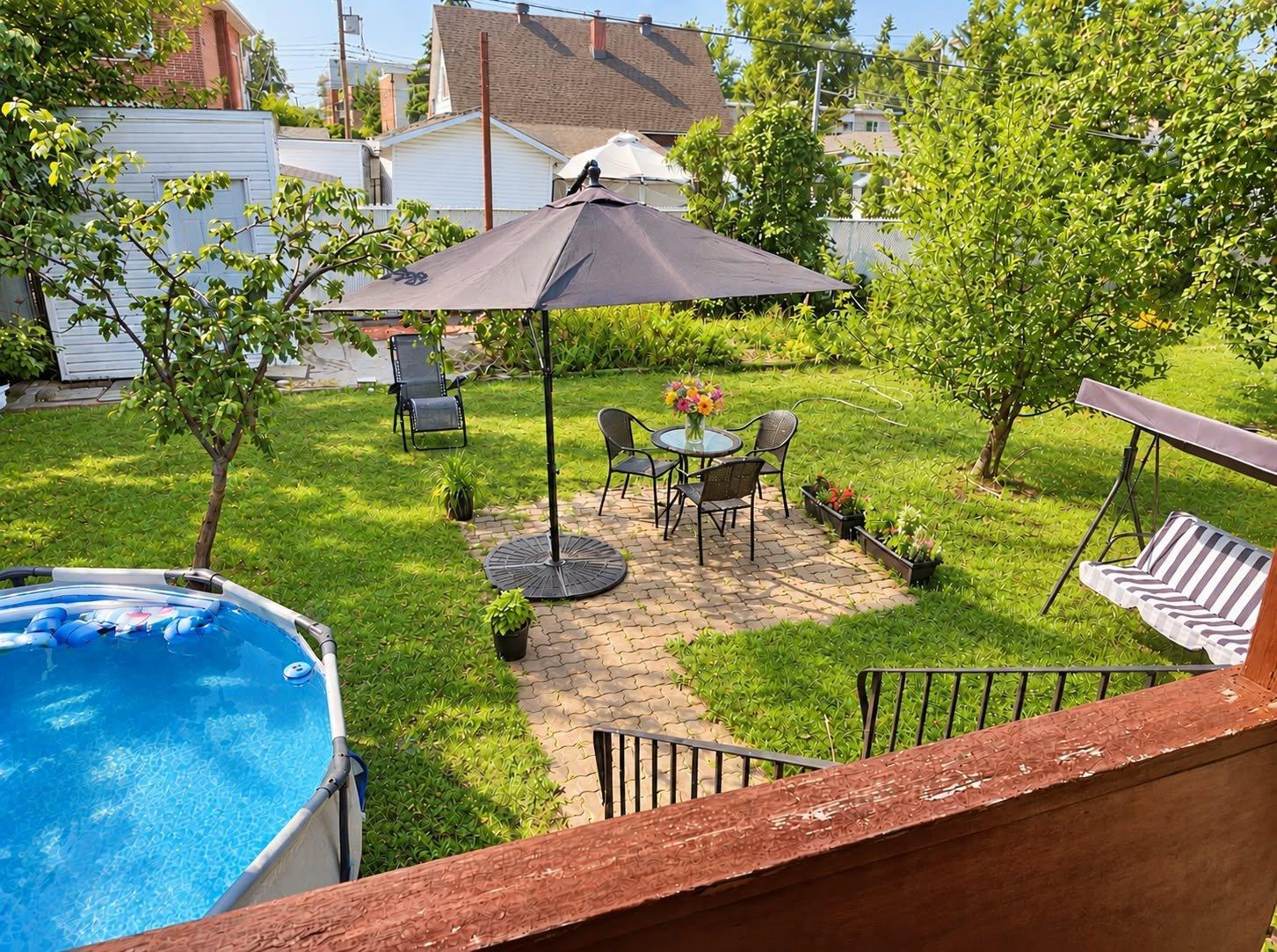 535 Rue Leblanc E. Longueuil (Le Vieux-Longueuil) Quebec Canada J4J1L8 3