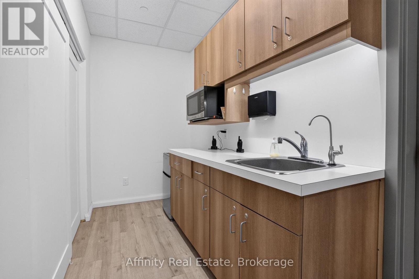 B4 - 1200 Brant Street, Burlington, Ontario  L7P 5C6 - Photo 34 - W13886268