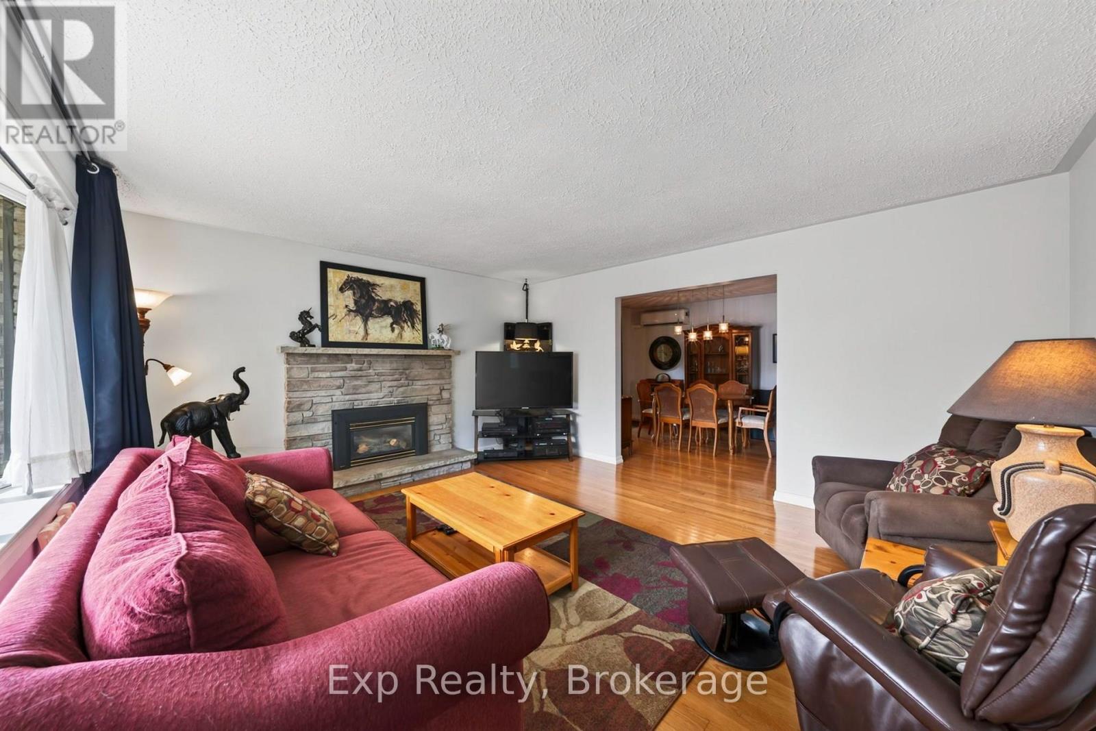 20 Westmount Court, Quinte West, Ontario K8V 5T8 - Photo 8 - X13886290