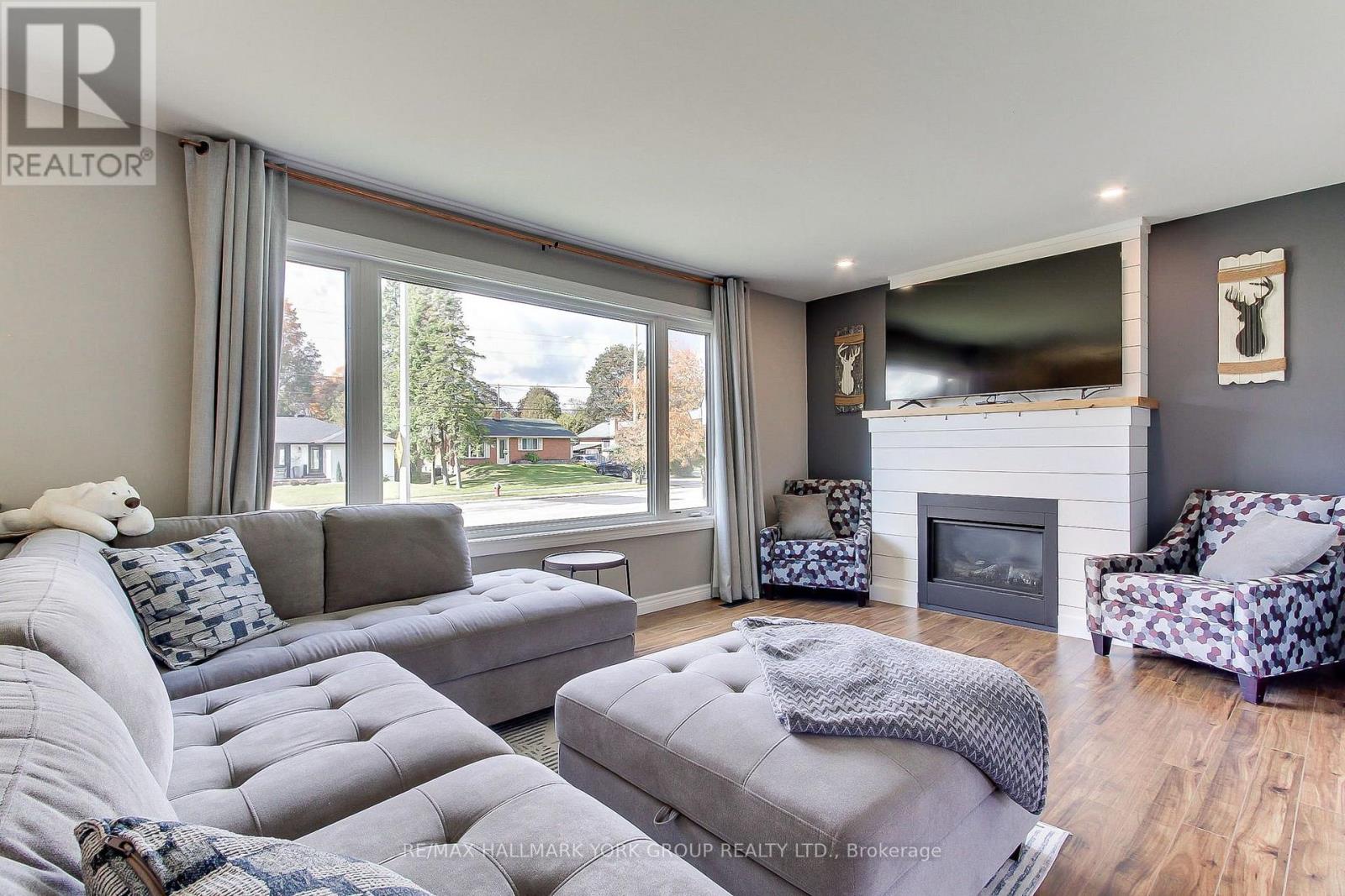 137 Churchill Road S, Halton Hills, Ontario  L7J 2J5 - Photo 21 - W13886294