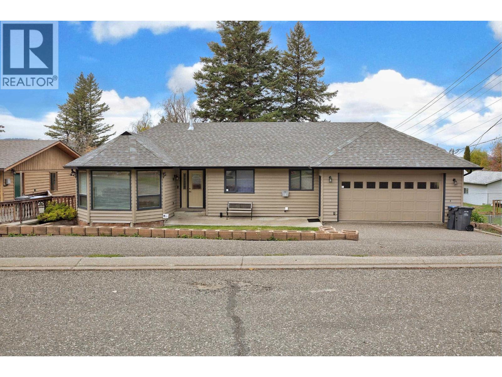 599 PEARKES DRIVE, Williams Lake, British Columbia