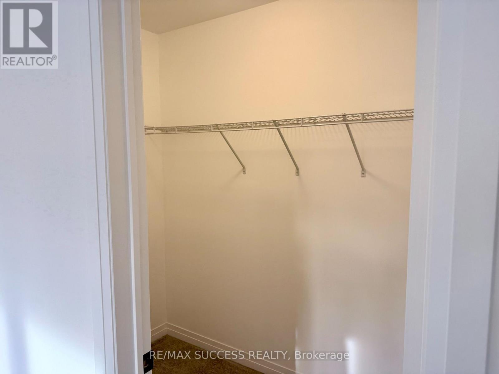 93 FLAN BOULEVARD, Barrie, Ontario