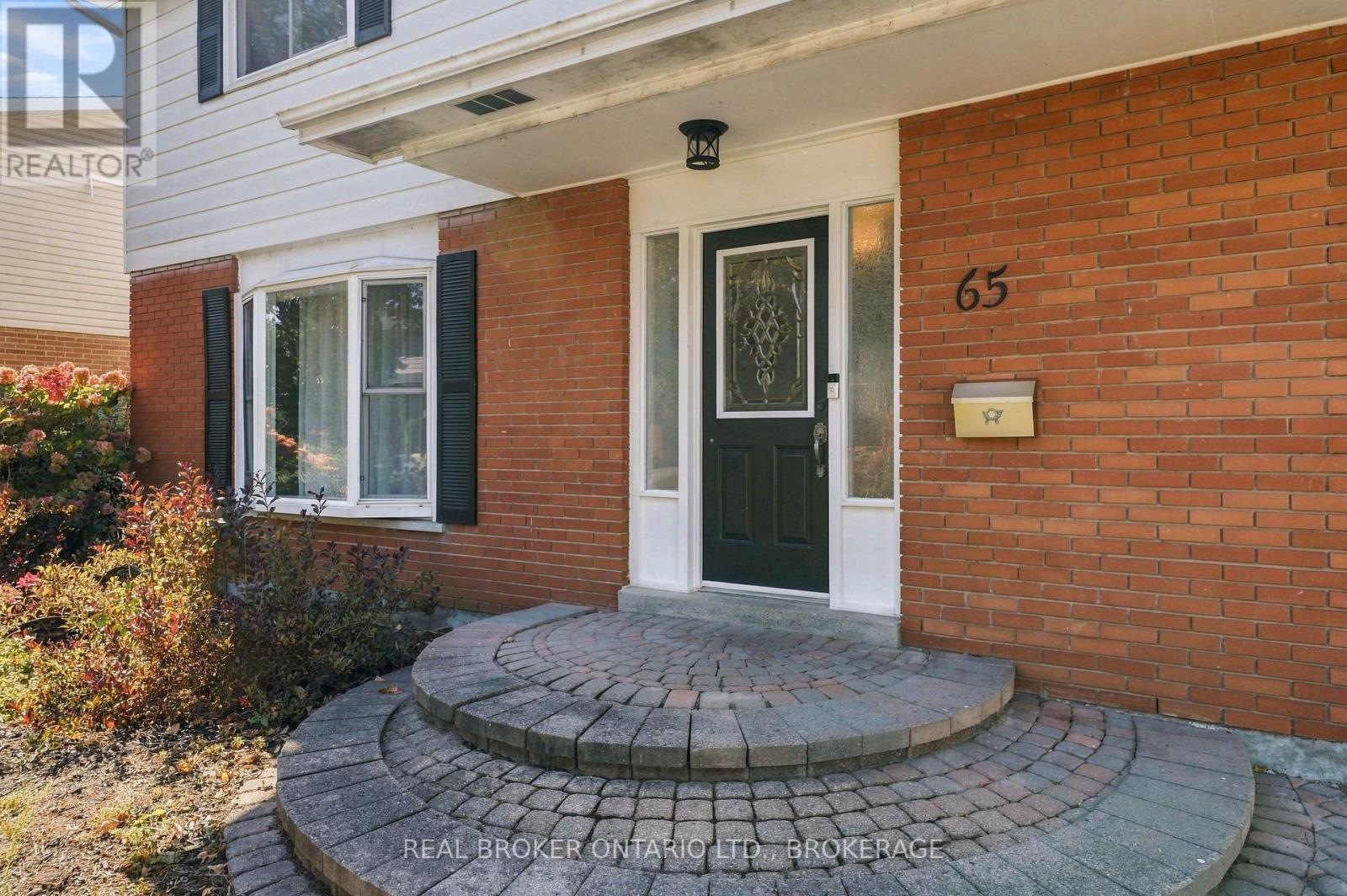 65 Barbara Street, Quinte West, Ontario  K8V 1Z6 - Photo 3 - X13886328