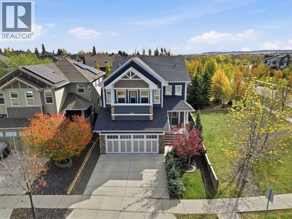 242 Mountainview Drive, Okotoks, Alberta