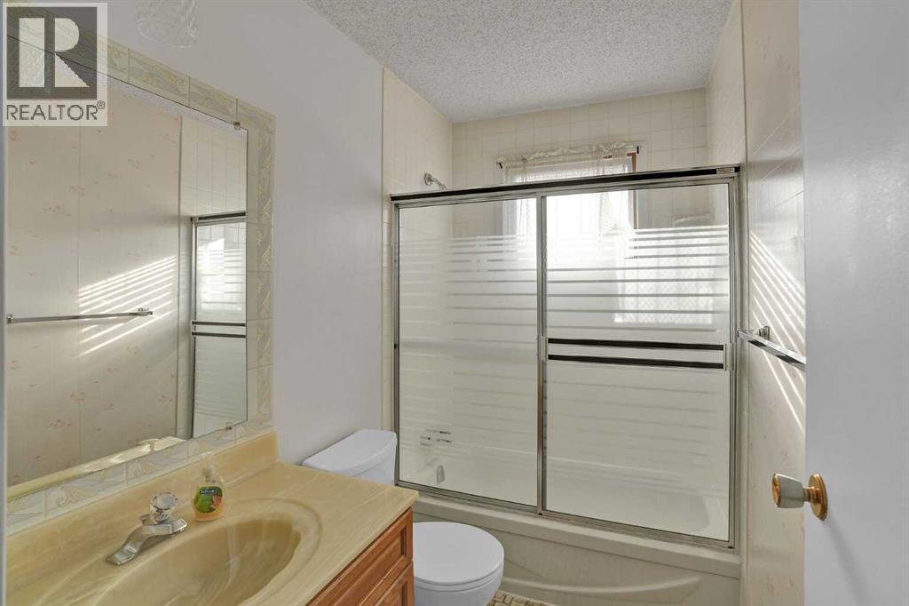 161 Braniff Crescent SW, Calgary, Alberta  T2W 2M3 - Photo 24 - A2351359