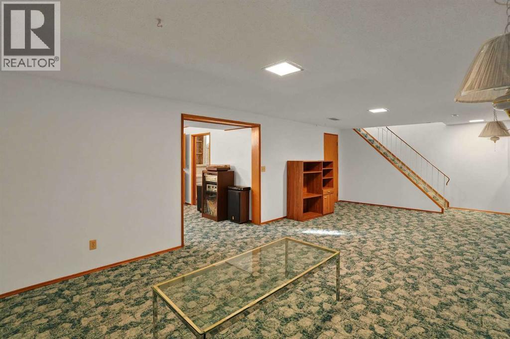 161 Braniff Crescent SW, Calgary, Alberta  T2W 2M3 - Photo 33 - A2351359