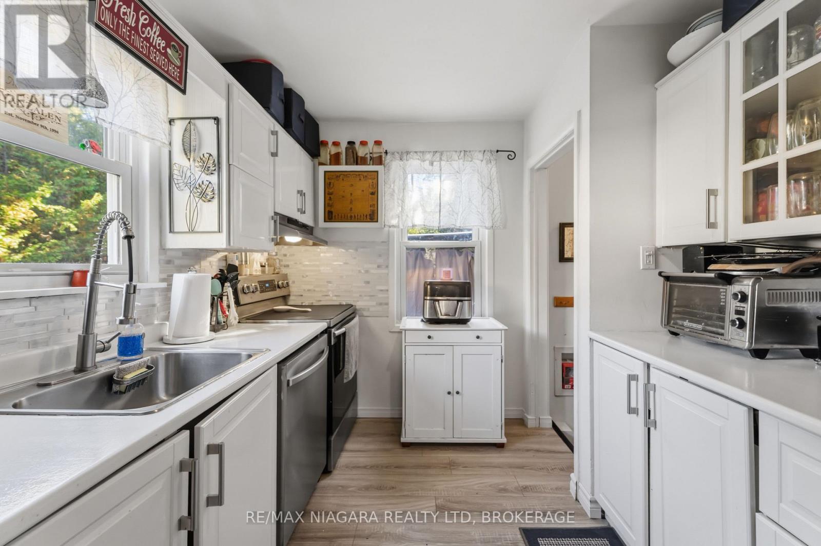 4 Walker Avenue, St. Catharines (Vine/linwell), Ontario L2N 3L6 - Photo 13 - X13886340