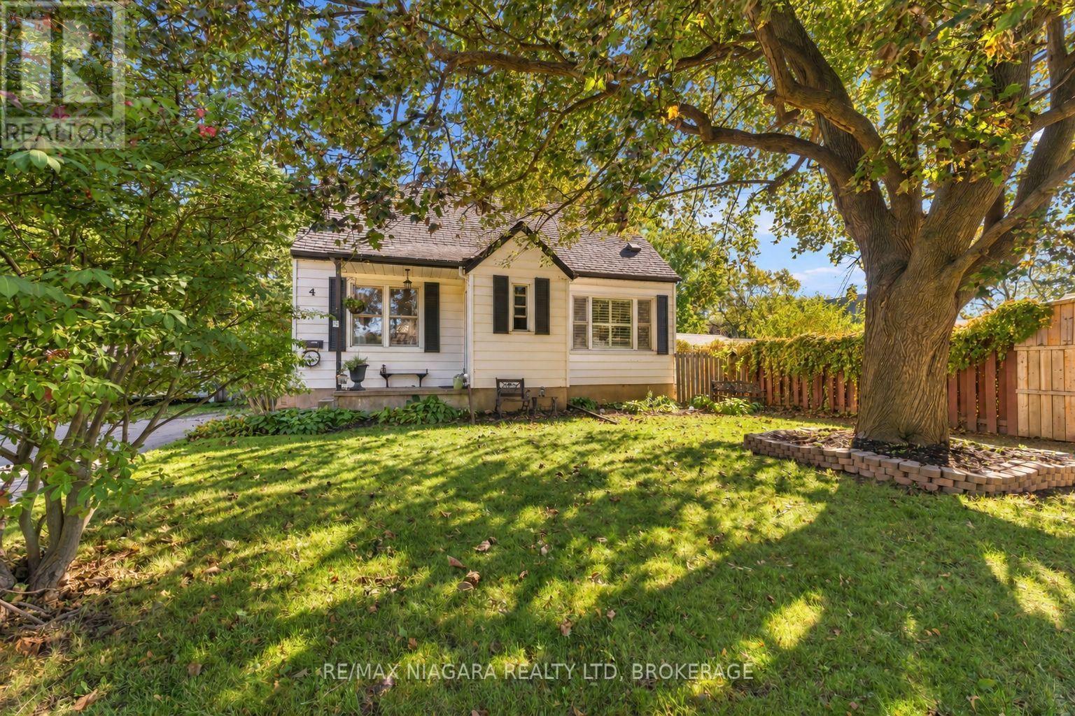 4 Walker Avenue, St. Catharines (Vine/linwell), Ontario L2N 3L6 - Photo 2 - X13886340