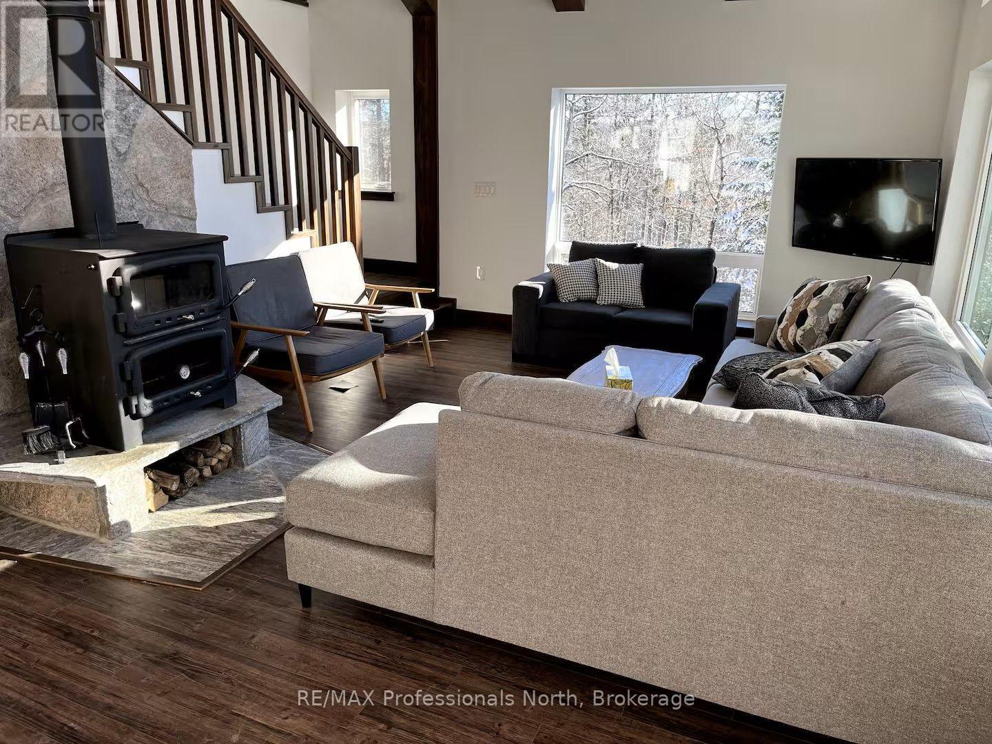 1320 Williamsport Road, Huntsville, Ontario  P1H 2J4 - Photo 3 - X13886348