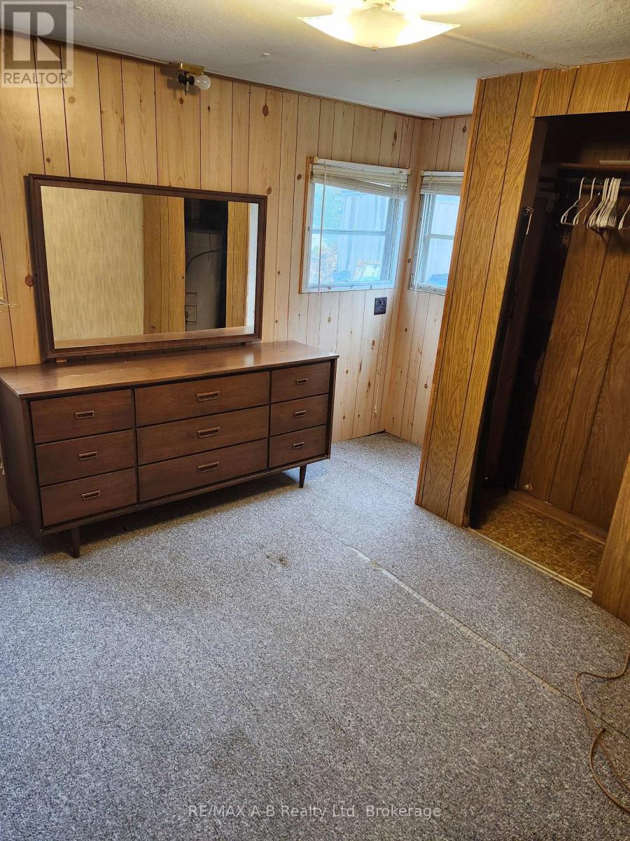 132 Ash Street, Perth East, Ontario  N5A 6S6 - Photo 12 - X13886358