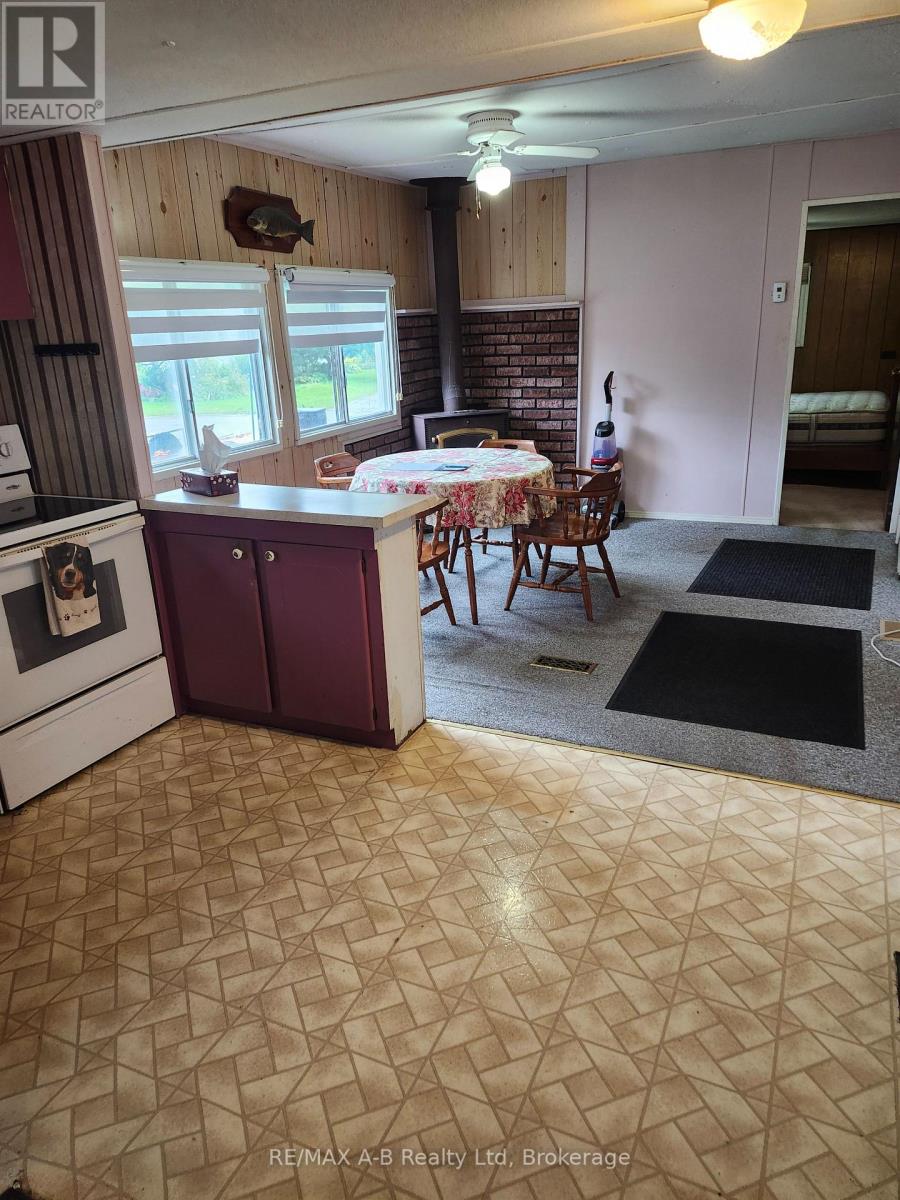 132 Ash Street, Perth East, Ontario  N5A 6S6 - Photo 7 - X13886358
