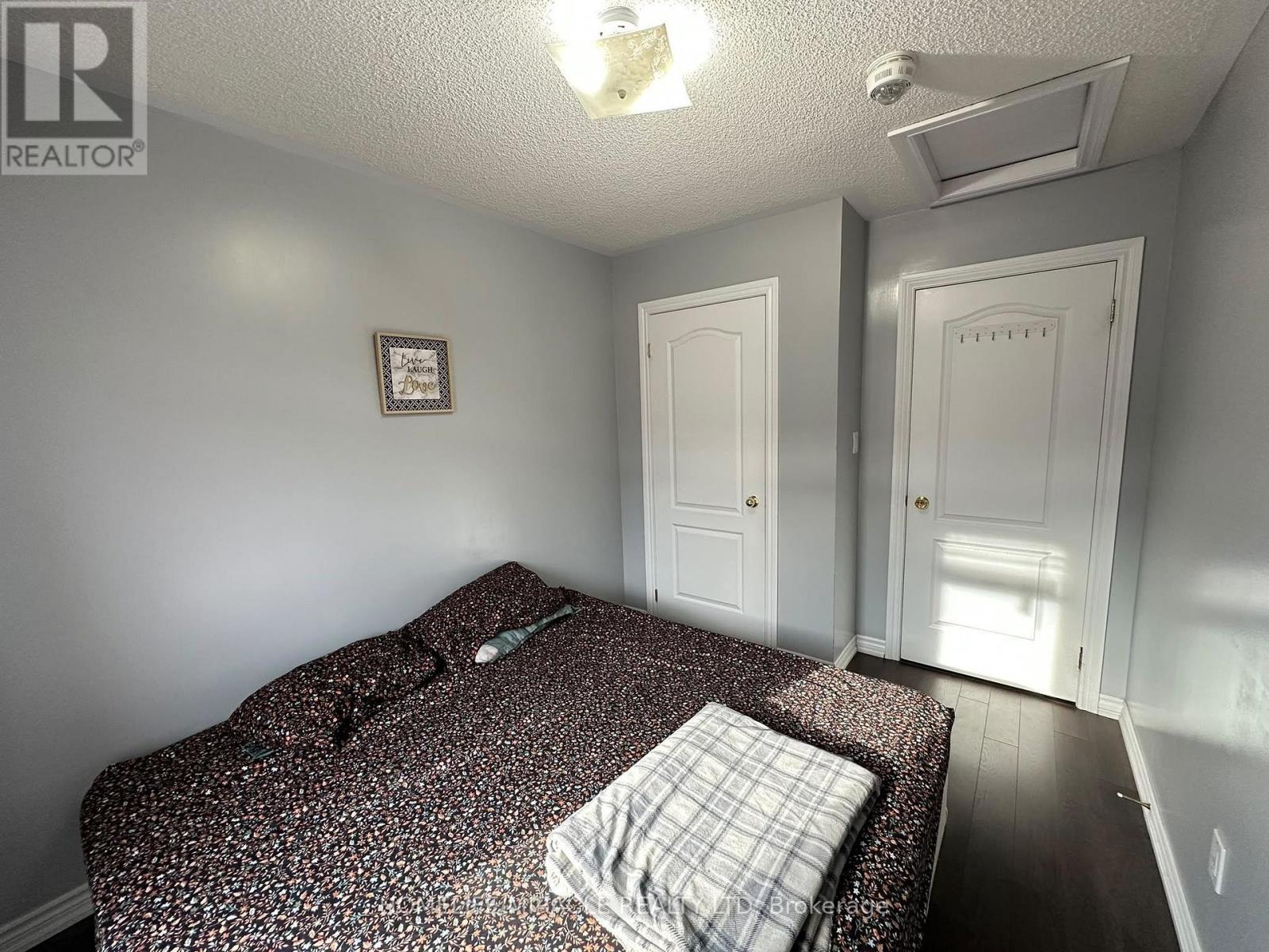 22 Hobart Gardens, Brampton, Ontario  L6Z 0J1 - Photo 21 - W13886336