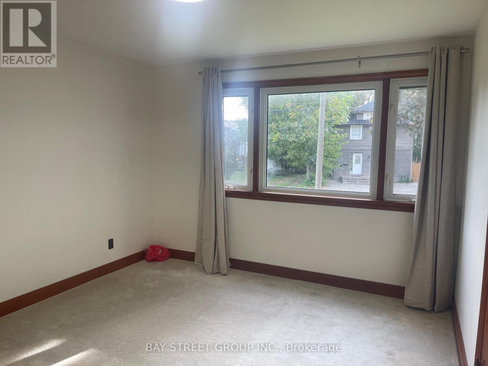 5137 Ontario Avenue, Niagara Falls, Ontario  L2E 3R7 - Photo 10 - X13886364