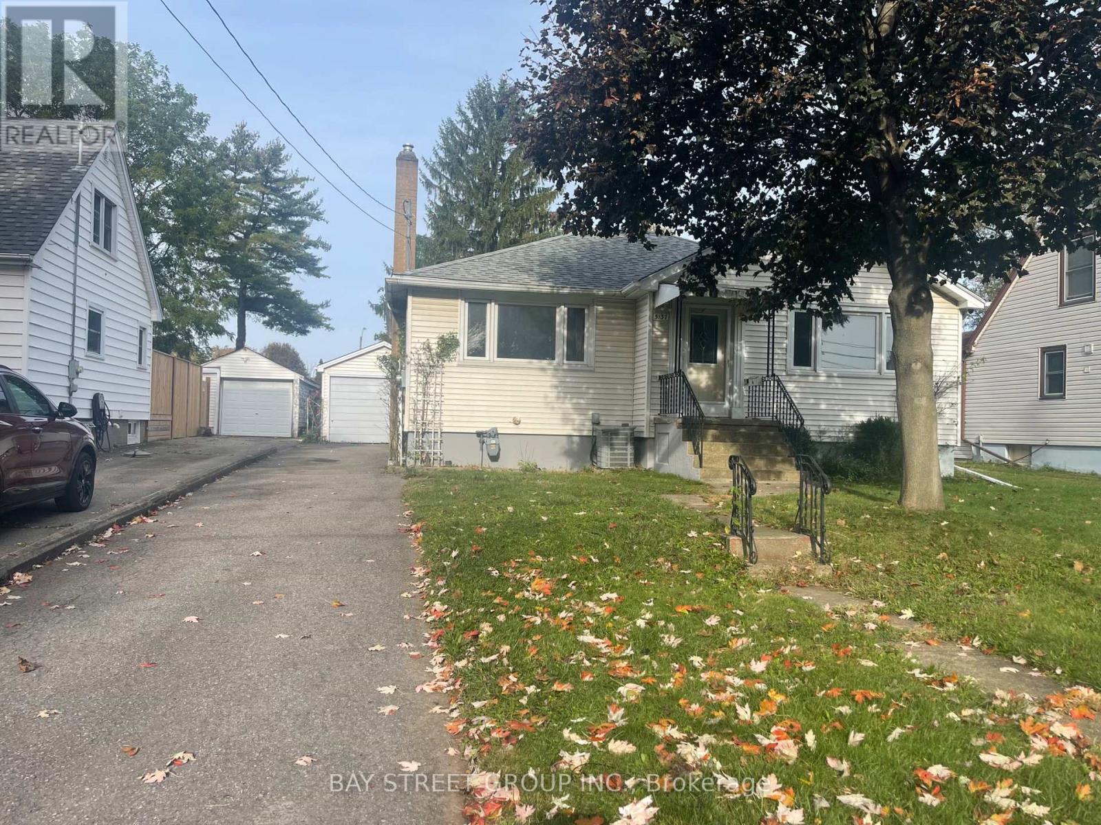5137 Ontario Avenue, Niagara Falls, Ontario  L2E 3R7 - Photo 3 - X13886364
