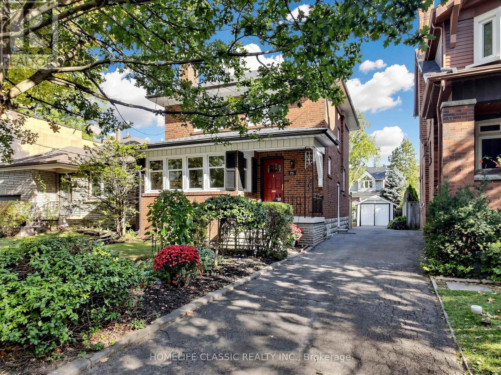 25 Dartmouth Crescent, Toronto, Ontario  M8V 1W9 - Photo 4 - W13875312
