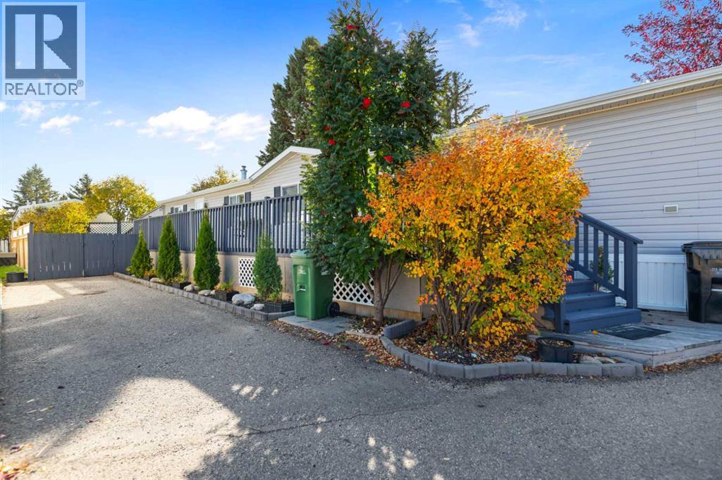 443, 3223 83 Street NW, Calgary, Alberta