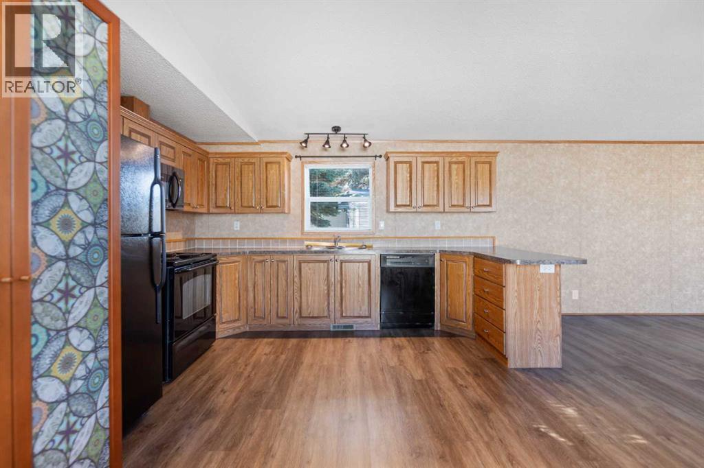 443, 3223 83 Street NW, Calgary, Alberta  T3B 5P3 - Photo 15 - A2350151