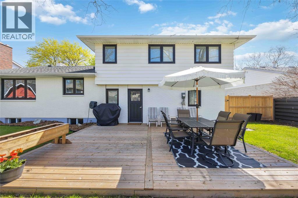 1405 Murphy Road, Sarnia, Ontario  N7S 2Y8 - Photo 42 - 26025015