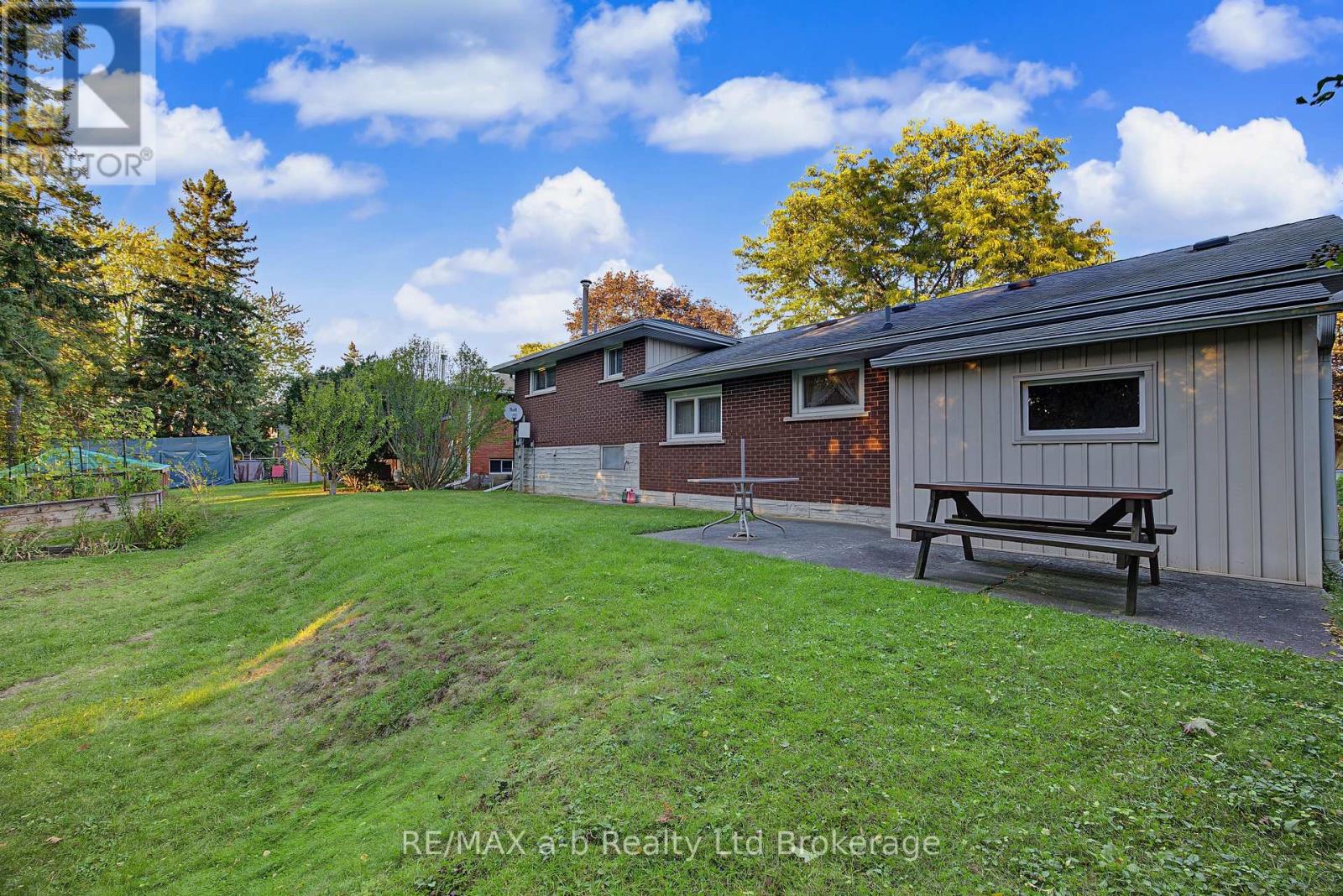 20 Pinecrest Avenue, Cambridge, Ontario  N1R 2Y8 - Photo 26 - X13886394