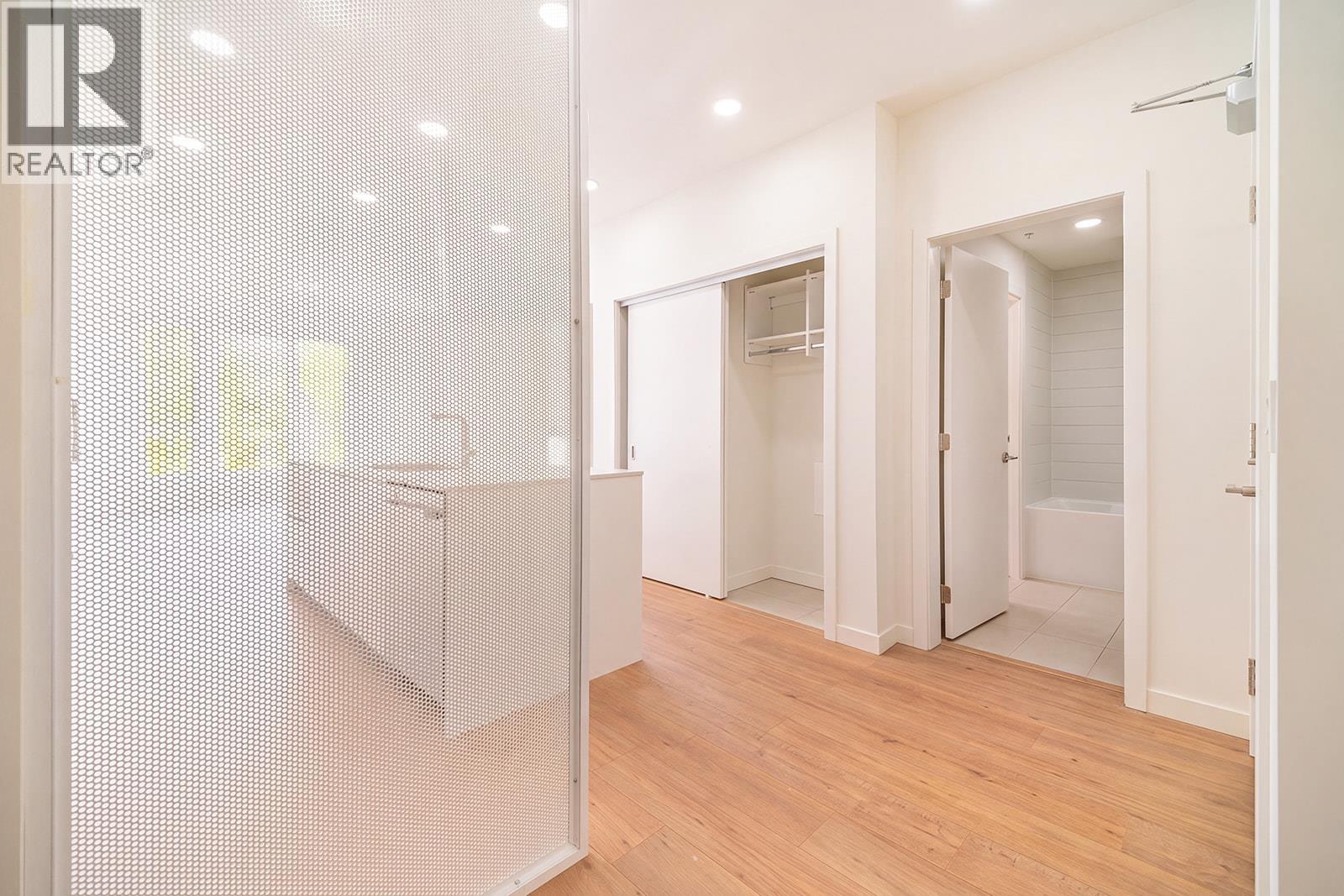 308 1500 Scott Crescent, Squamish, British Columbia  V8B 1G5 - Photo 2 - R3172820