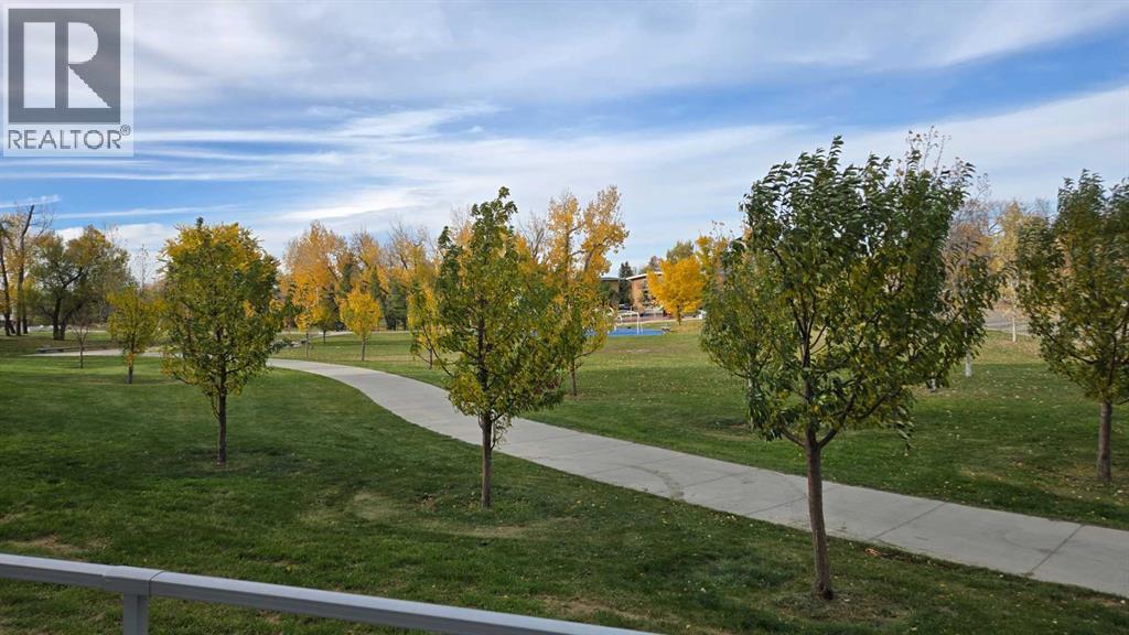 304, 20 Brentwood Common NW, Calgary, Alberta  T2L 2L7 - Photo 48 - A2351158