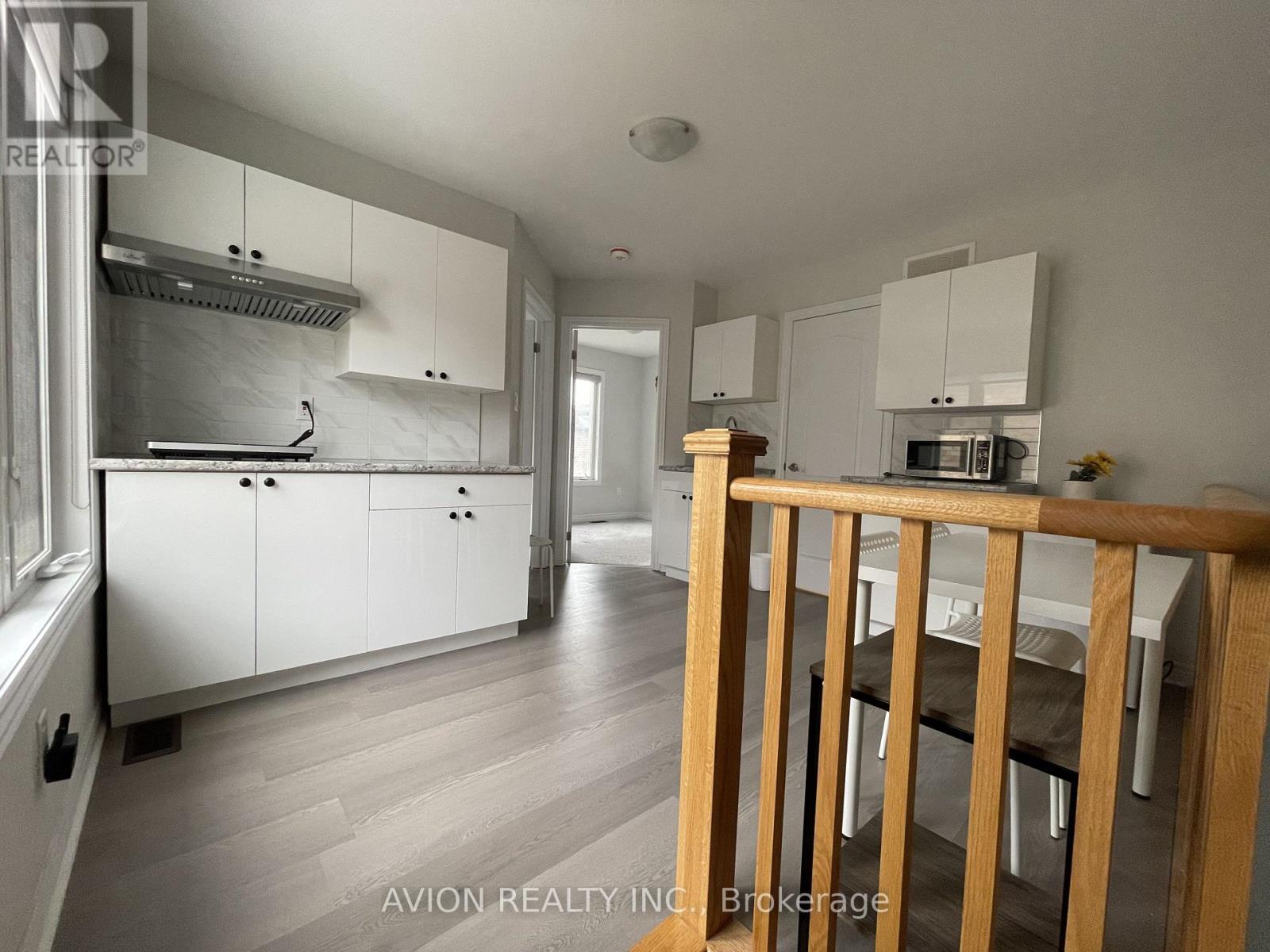 Coach House - 542 Whites Hill Avenue, Markham, Ontario  L6B 0Z3 - Photo 11 - N13886458