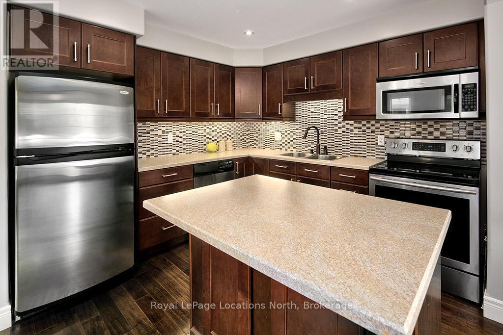 67 Barr Street, Collingwood, Ontario  L9Y 0E6 - Photo 10 - S13886470