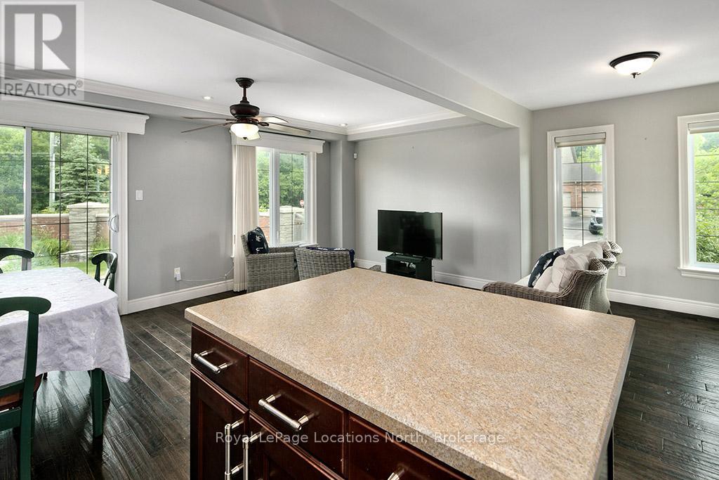 67 Barr Street, Collingwood, Ontario  L9Y 0E6 - Photo 12 - S13886470