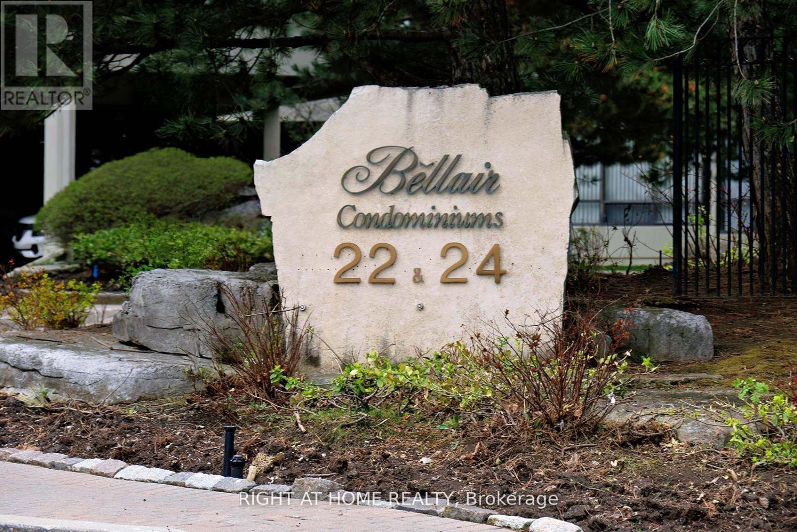 708 - 22 Hanover Road, Brampton, Ontario L6S 5K7 - Photo 2 - W13886460