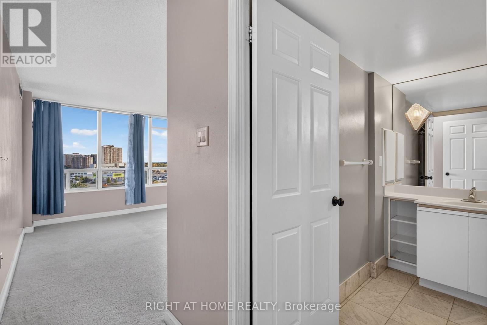 708 - 22 Hanover Road, Brampton, Ontario L6S 5K7 - Photo 23 - W13886460