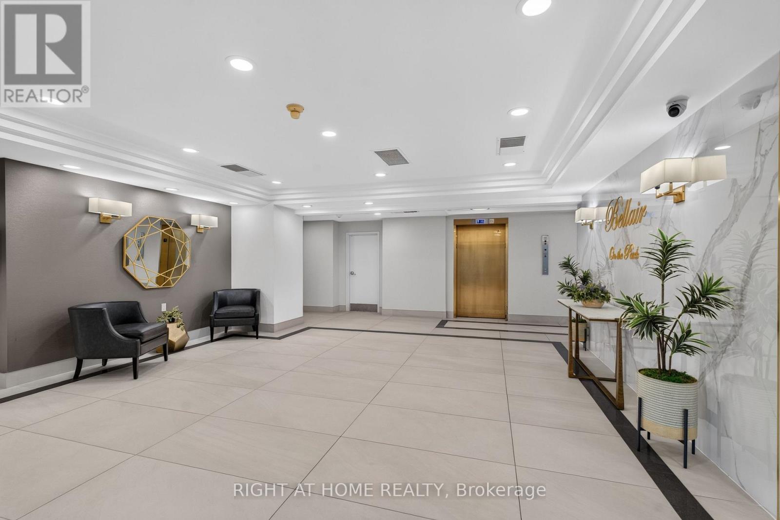 708 - 22 Hanover Road, Brampton, Ontario L6S 5K7 - Photo 7 - W13886460