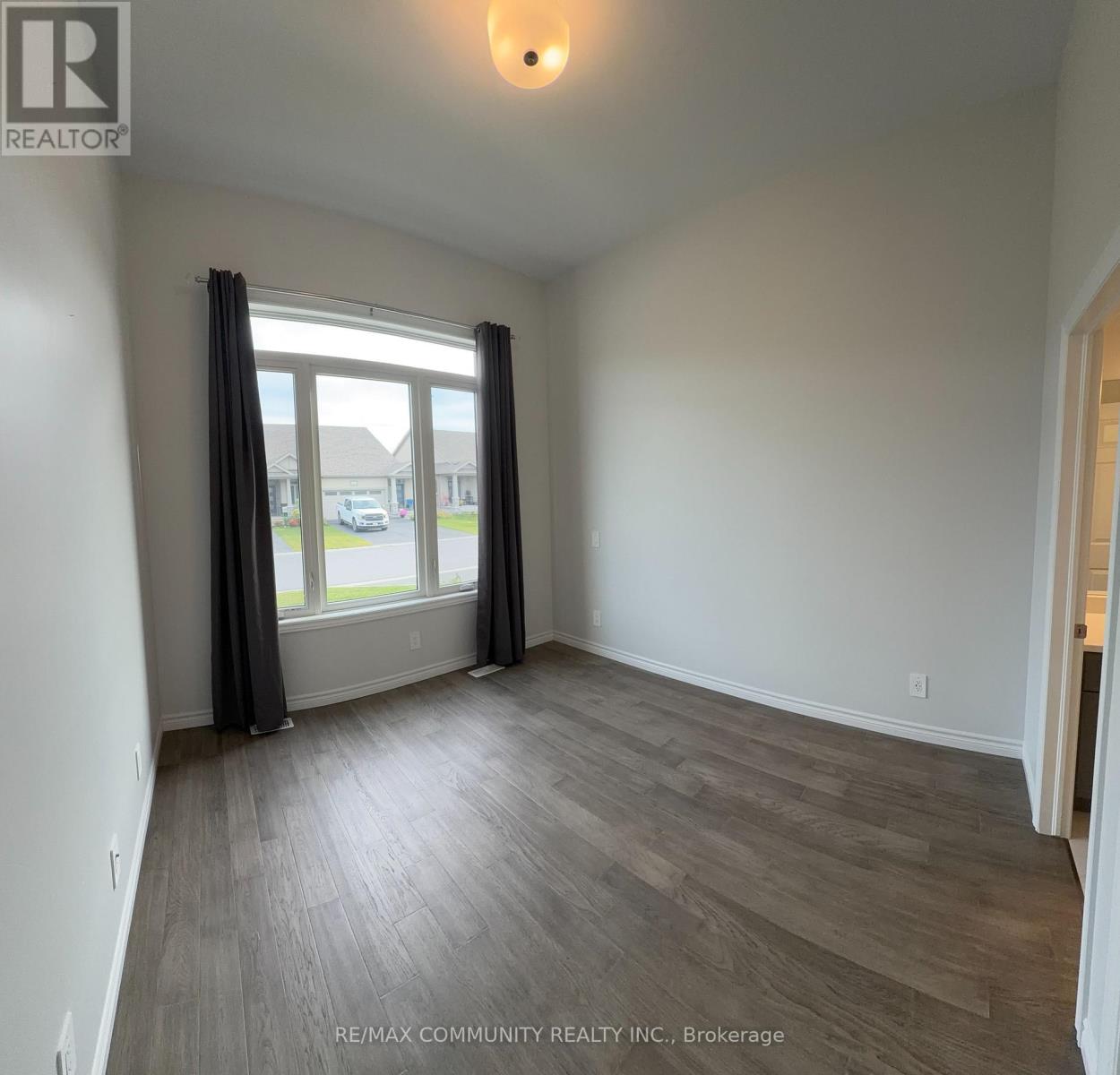 67 Athabaska Drive, Belleville, Ontario  K8N 0T1 - Photo 4 - X13570470