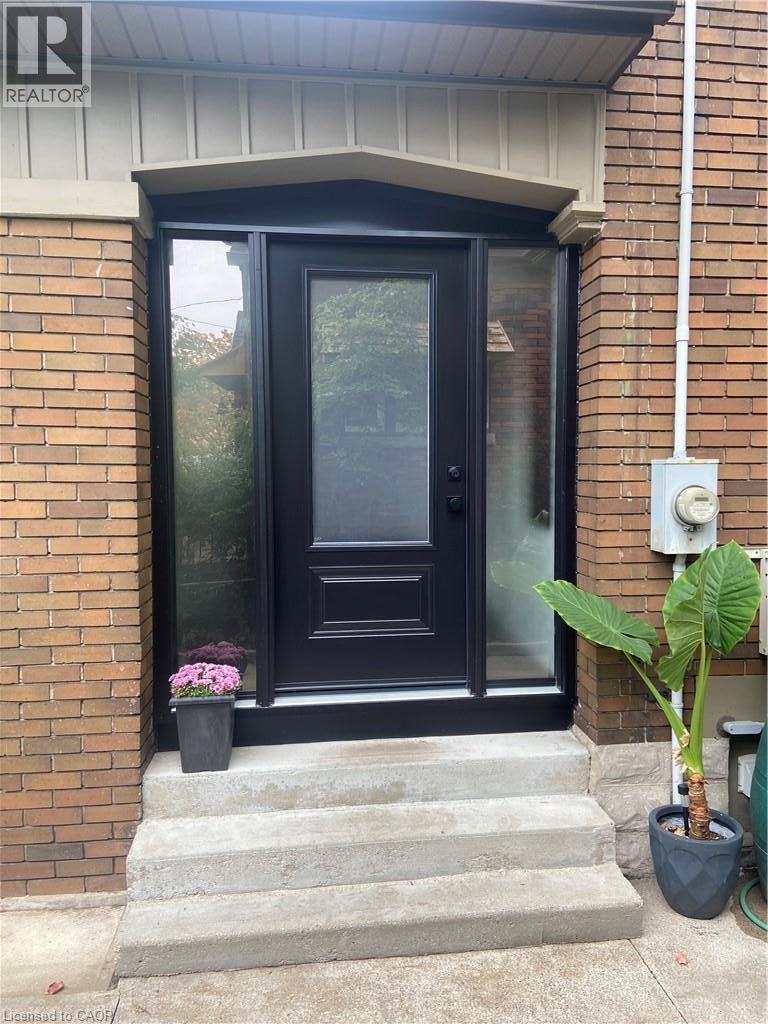 90 Brock Street, Kitchener, Ontario  N2M 1X3 - Photo 4 - 40864321
