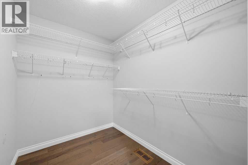 290 Valleyview Court Se, Calgary, Alberta  T2B 0K7 - Photo 25 - A2343774